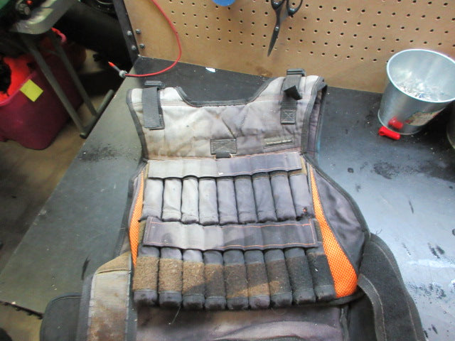 Load image into Gallery viewer, Used Fitness Gear Adjustable Weighted Vest - 40Lbs
