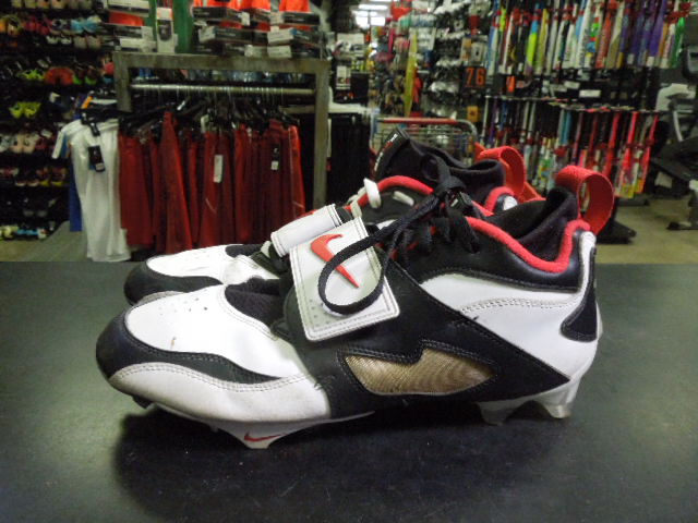 Load image into Gallery viewer, Used Vapor Edge DT '93 TD Football Cleats Size 11.5
