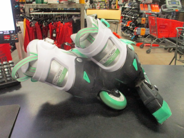 Load image into Gallery viewer, Used Roller Derby V500 Tech Adjustable Inline Skates Size 6-9
