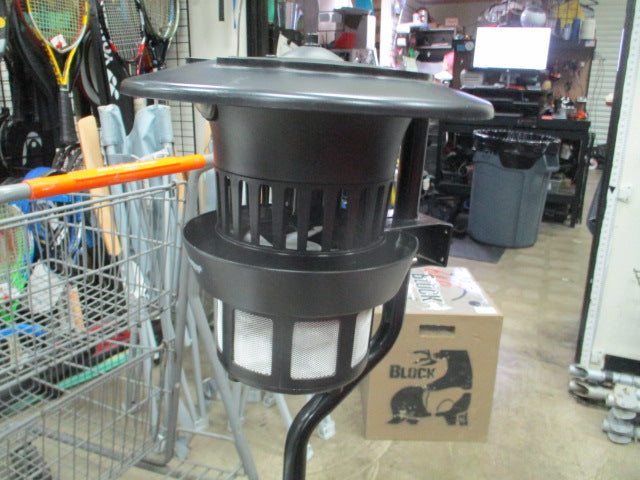 Load image into Gallery viewer, Used DynaTrap UV Insect Trap
