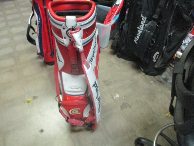 Load image into Gallery viewer, Used Clevland Golf Toby Baldwin Staff bag Red/White Golf Bag
