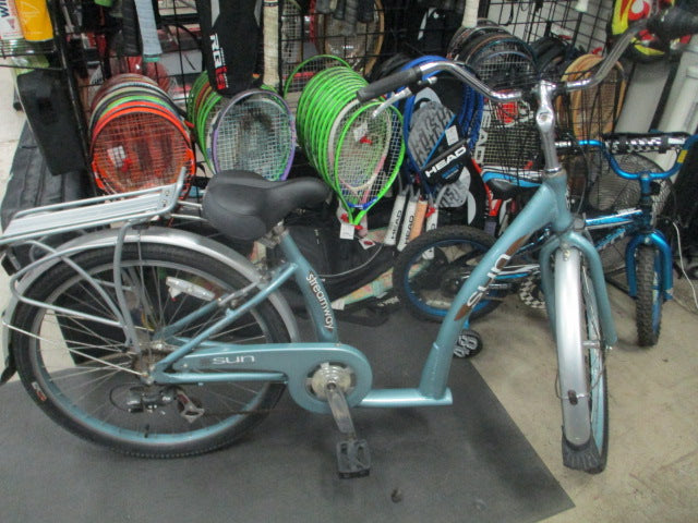 Load image into Gallery viewer, Used Sun bicycles Steamway 7 Speed 26" Wheel Step Thru Bicycle
