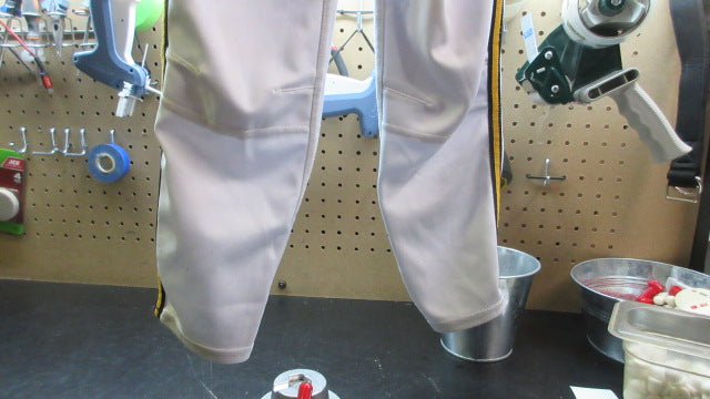 Load image into Gallery viewer, Used Evoshield Open Bottom Baseball Pants - Size Youth Large
