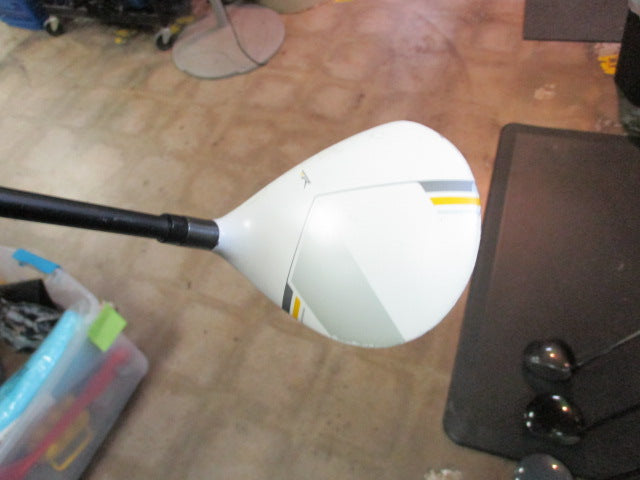 Load image into Gallery viewer, Used Taylormade RBZ 15 Deg 3 Fairway Wood RH Regular Flex
