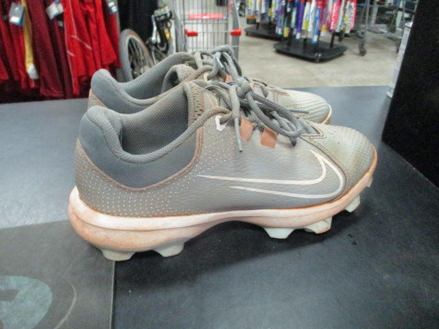Load image into Gallery viewer, Used Nike Hyper Diamond 4 Size 8 Cleats
