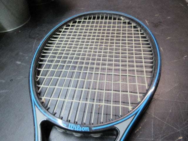 Load image into Gallery viewer, Used Wilson Sting Midsize Graphite Tennis Racquet - 27"
