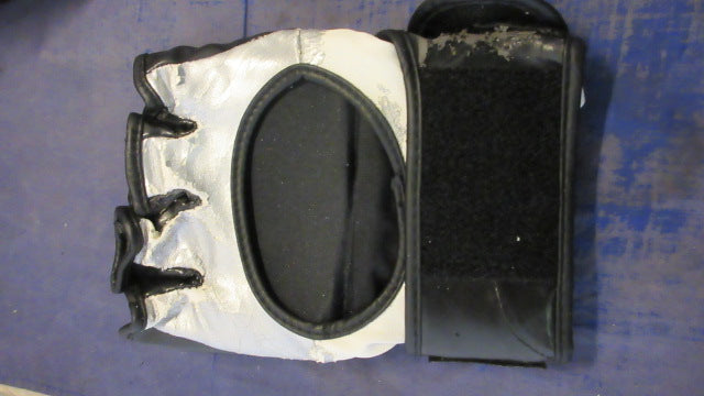 Load image into Gallery viewer, Used The Ultimate UFC MMA Gloves Size Large - heavily worn
