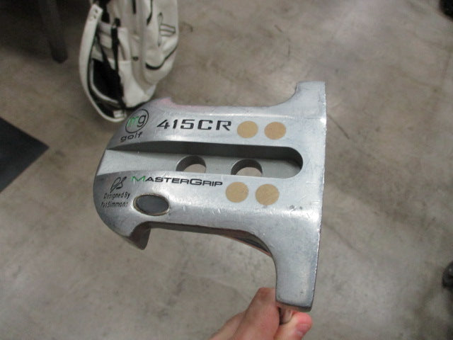 Load image into Gallery viewer, Used MasterGrip 415CR 35.5&quot; Putter
