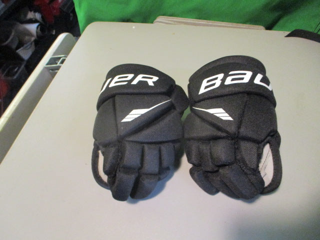 Load image into Gallery viewer, Used Bauer LiL Sport Size 8&quot; Hockey Gloves
