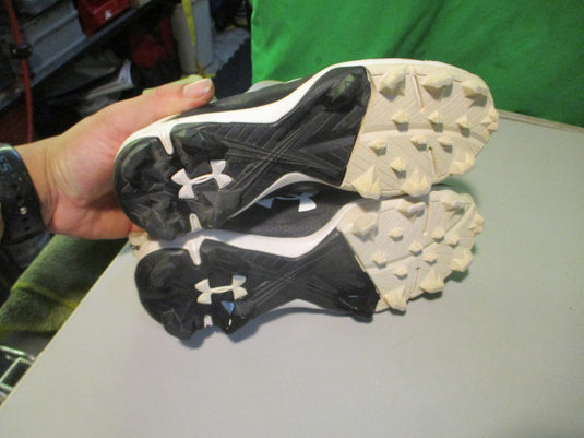 Used Under Armour Size Youth 2.5 Cleats