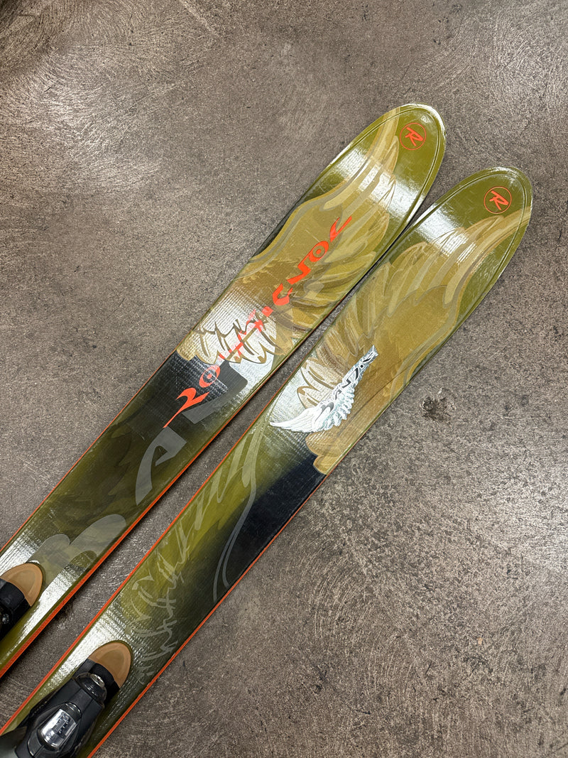 Load image into Gallery viewer, Used Rossignol Bandit B83 Downhill Skis with Matching Bindings Size 168cm
