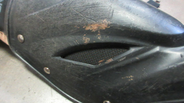 Load image into Gallery viewer, Used Under Armour Victory UALG2-SRVS Catcher&#39;s Shin Guards - wear
