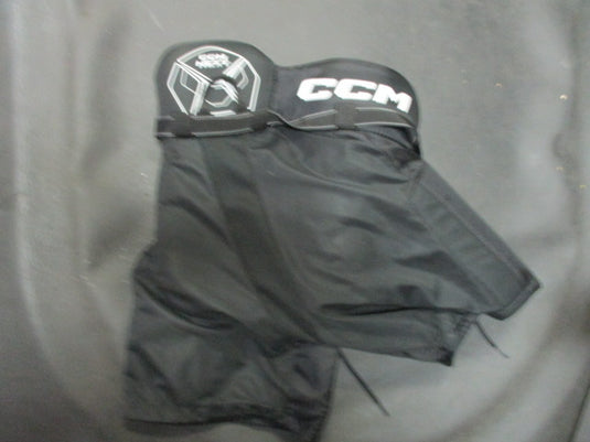 Used CCM NEXT Youth Large Hockey Breezers