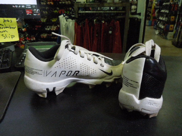 Load image into Gallery viewer, Used Nike Vapor Ultrafly 4 Keystone Cleats in White Size 2y
