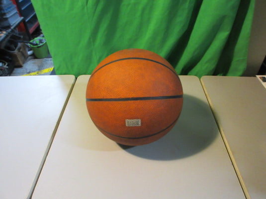 Used Glow City Nylon Wound Size 29.5 Basketball