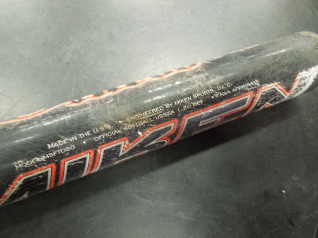Load image into Gallery viewer, Used Miken Freak Turbo Softpitch Bat 34 in 27 oz -7
