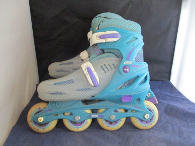 Load image into Gallery viewer, Used Crazy 8 Adjustable Inline Skates Size 5-8
