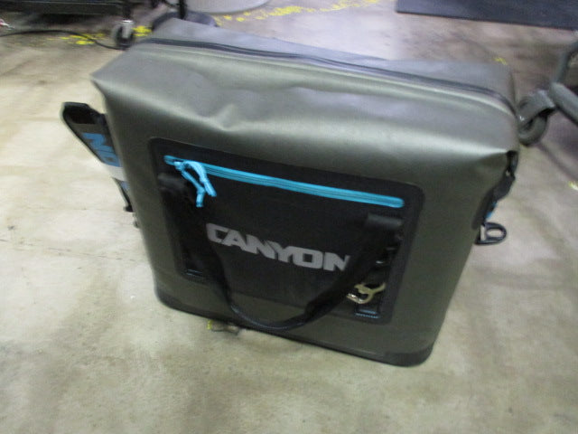 Load image into Gallery viewer, Used Canyon Nomad 30 Soft Cooler Bag
