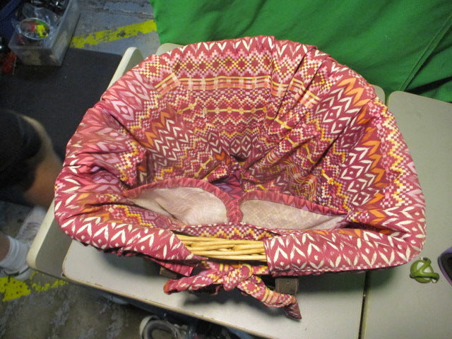 Load image into Gallery viewer, Used Wicker Bicycle BASKET With Liner
