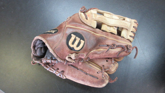 Used Wilson A2000 11