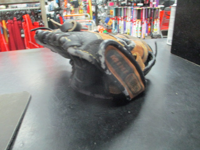 Load image into Gallery viewer, Used Mizuno Franchise 13" Glove - RHT
