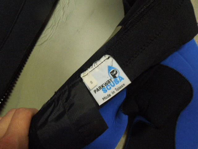 Load image into Gallery viewer, Used Parkway 7mm Full Body PyroStretch Wetsuit Size 8
