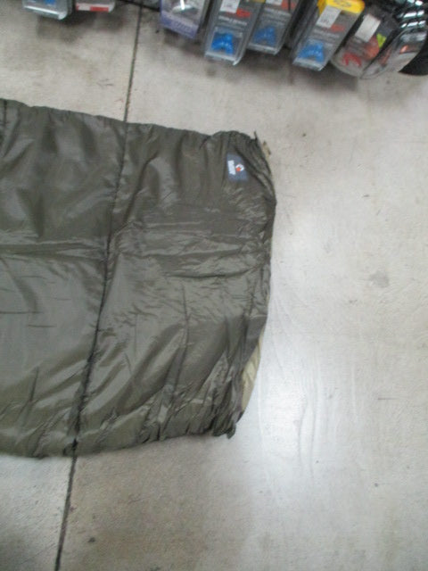 Load image into Gallery viewer, Used Glide Gear Camping Sleeping Bag
