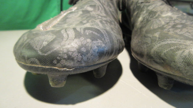 Load image into Gallery viewer, Used Adidas Adizero Young Kings Mens 9 Football Cleats
