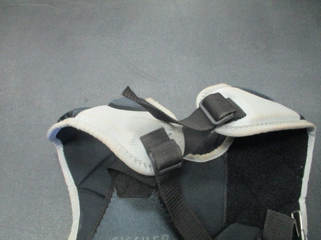 Load image into Gallery viewer, Used Under Armour USCP2-JRVS Catchers Chest Protector
