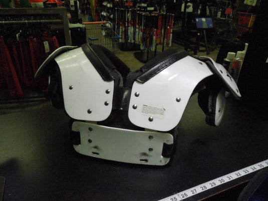Used Xenith Element Skill Lineman Shoulder Pads Size Medium 18-19"