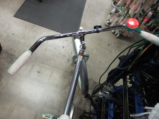 Used Huffy Cranbrook 24" Girls Beach Cruiser