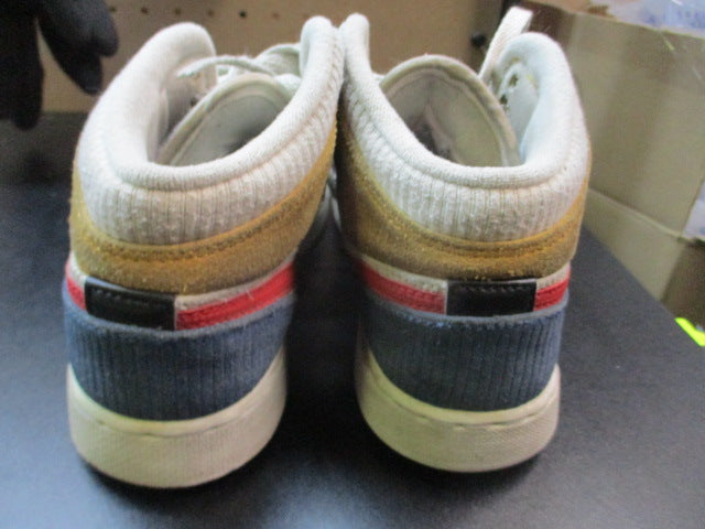 Load image into Gallery viewer, Used Air Jordan 1 Mid Messy Shoes Size 5
