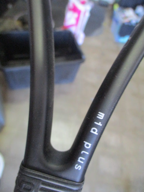 Load image into Gallery viewer, Used head i Radical Tennis Racquet 4 1/4
