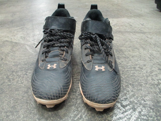 Load image into Gallery viewer, Used Under Armour BH Cleats Size 9.5
