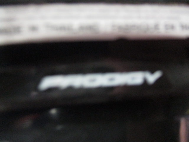 Load image into Gallery viewer, Used Bauer Prodigy Hockey Helmet Size Youth Small
