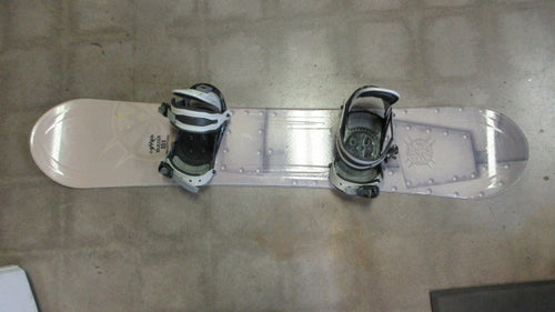 Used Lamar Blazer 151cm  Snowboard W/ Bindings