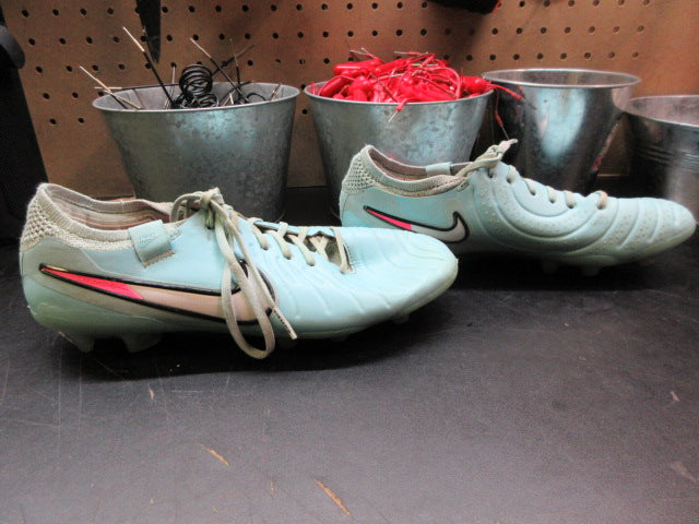 Load image into Gallery viewer, Used Nike Legend 10 Elite FG Soccer Cleats - Size 6
