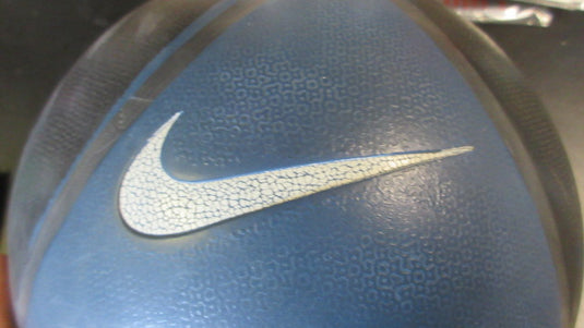 Used Nike 10 Lb Medicine Ball