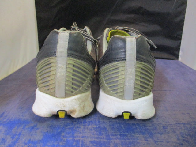 Load image into Gallery viewer, Used Foot-Joy Hyperflex 2.0 Golf Shoes Size 10.5
