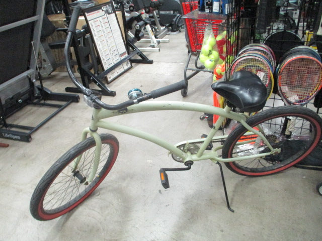 Load image into Gallery viewer, Used Skull X Bones 24&quot; Beach Cruiser
