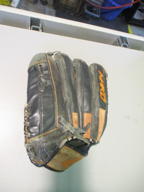 Used Easton Mako 11.5 Glove - RHT