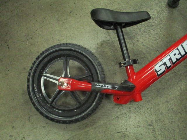 Load image into Gallery viewer, Used Strider Sport 12" Red Balance Bike
