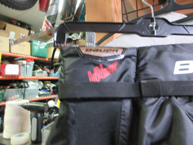 Load image into Gallery viewer, Used Bauer Lil' Sport Hockey Breezers - Size Youth Medium
