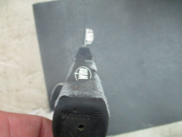 Load image into Gallery viewer, Used Tiger Shark Great White 35" Putter - RH Shaft Has Rattle
