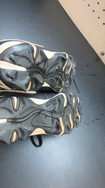 Used Jordan 1 Low Cleats - Size 4 Youth