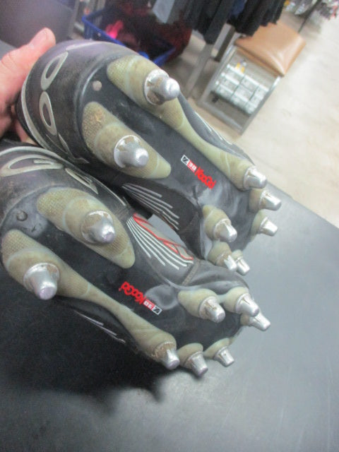 Load image into Gallery viewer, Used KooGa 3D Size US 10 With Removable Metal Cleats
