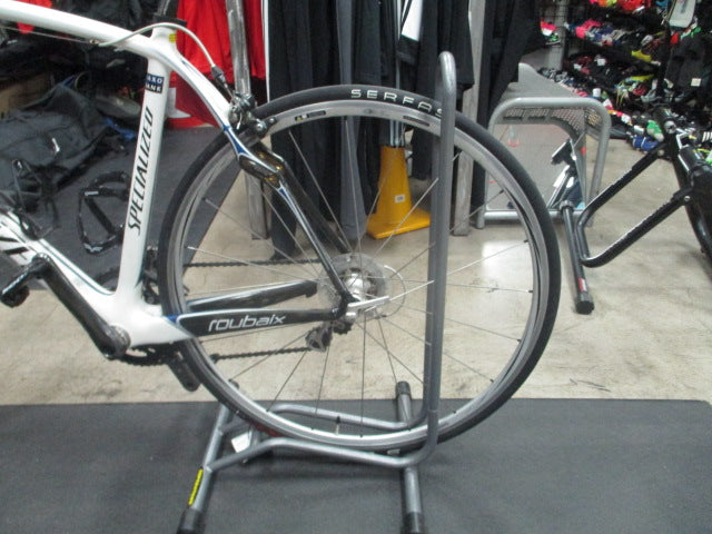 Load image into Gallery viewer, Used Specialized Rubaix 21&quot; Road Bike
