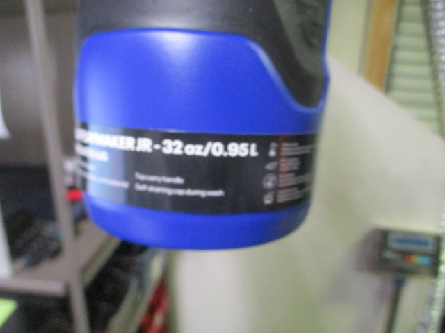 Load image into Gallery viewer, New Under Armour Insulated 32oz PlayMaker Jug Royal Blue
