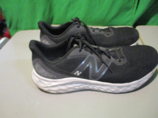 Used New Balance Fresh Foam Arishi v4 Size 8 Running Shoes