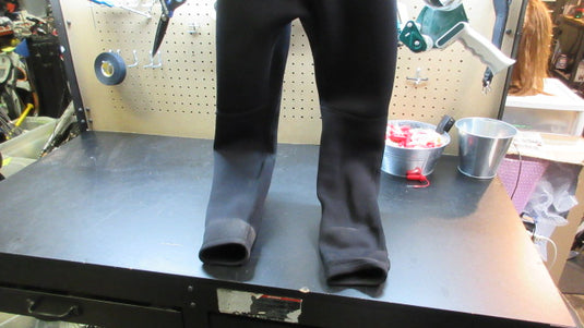 Used Lemorecn Wetsuit - Size 14